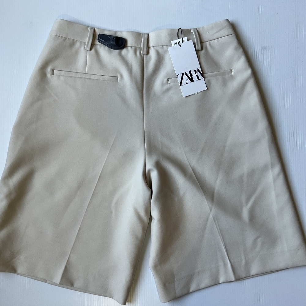 ZARA Man NWT Relaxed Fit Cotton beige tan Shorts Size 31  pleated